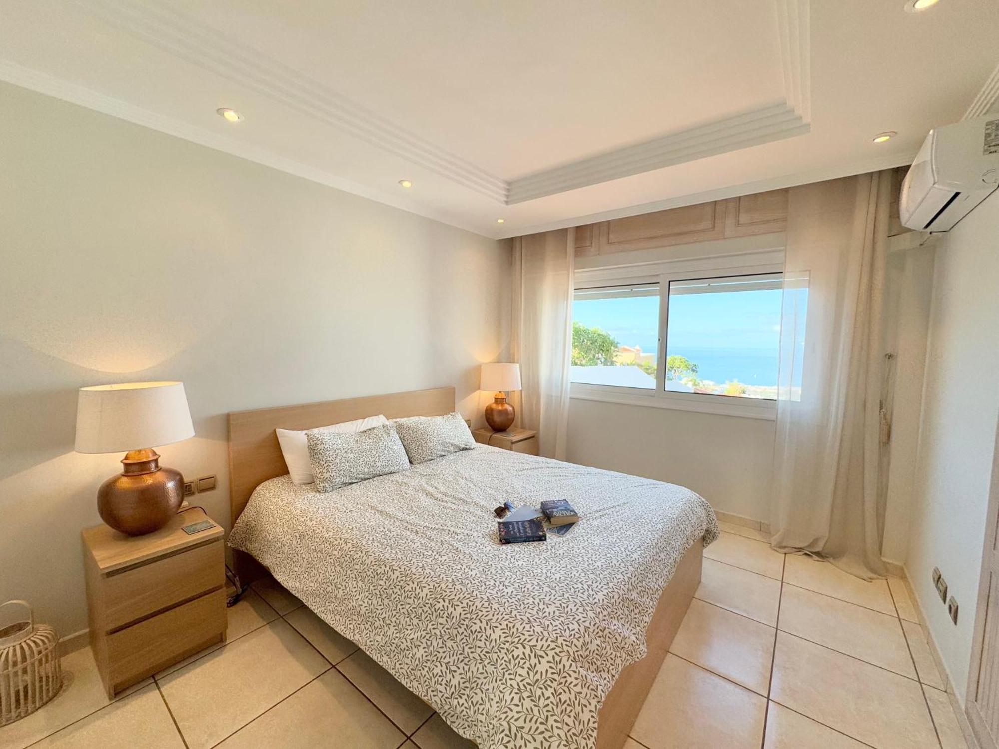 Villa Amorio A Spacious Modern Getaway With A Private Heated Pool & Sea Views Costa Adeje  Exteriér fotografie